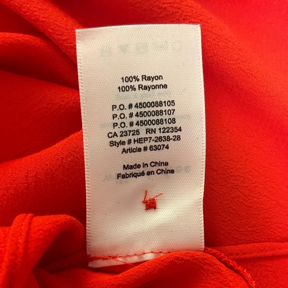 WILFRED, Aritzia Red Short Sleeve Blouse, Button up, Tie Front - size Medium - Picture 8 of 8